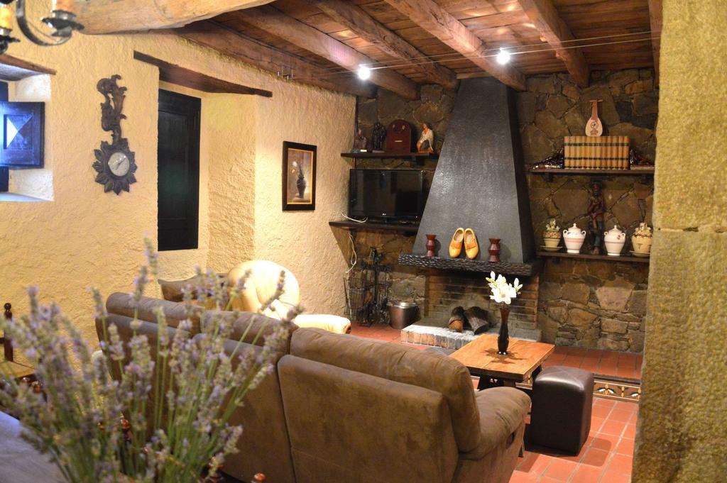 Holiday home Mas Sabaters Tavernoles